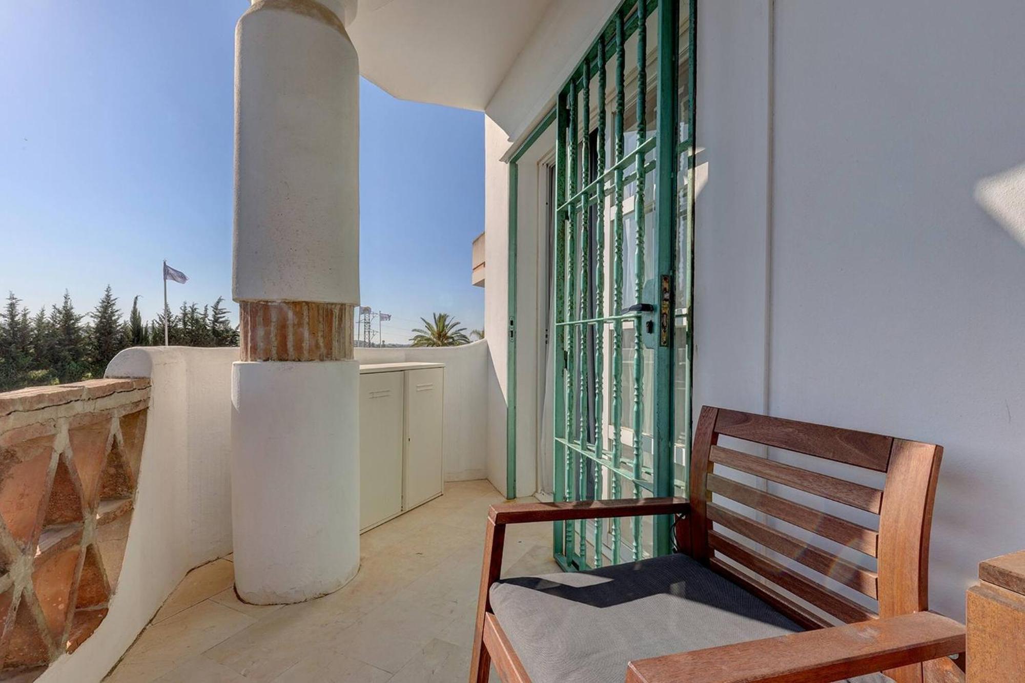 053 - Two Bed Mijas Golf Apartment In Popular Matchroom Golf Club فوينخيرولا المظهر الخارجي الصورة